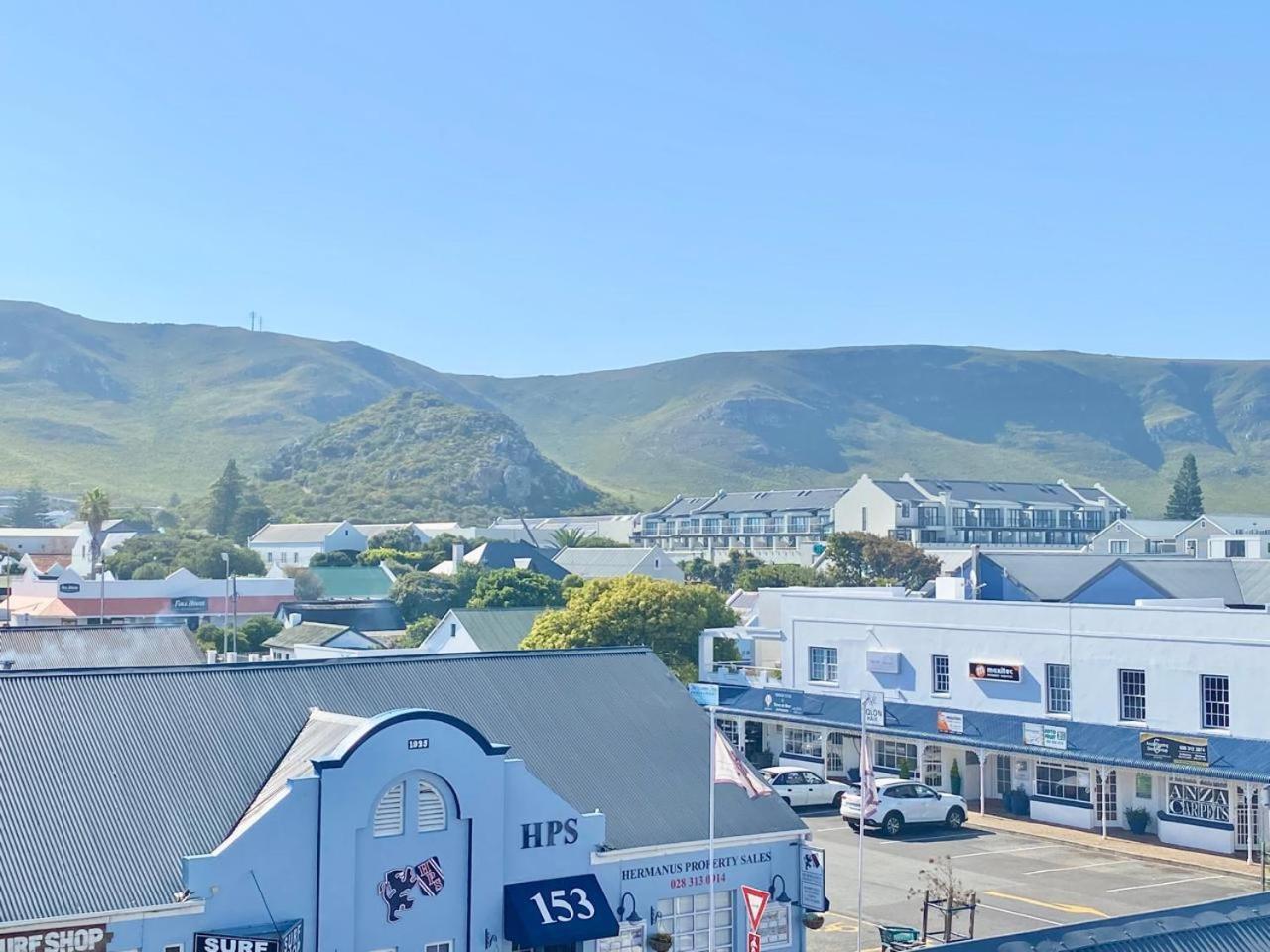 Hermanus Waterfront Apartment Номер фото